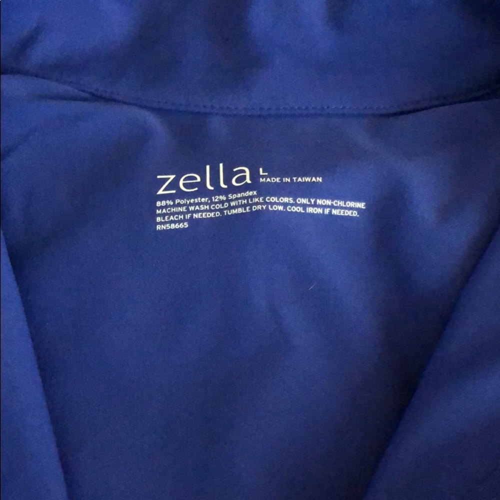 Zella Live In jacket - Picture 3 of 4